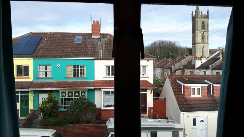 Room Seddon Road in Bristol
