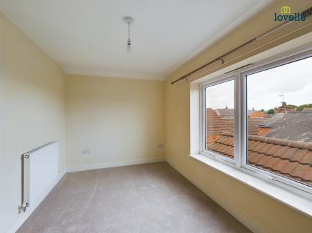 Flat Queen Street in West Lindsey