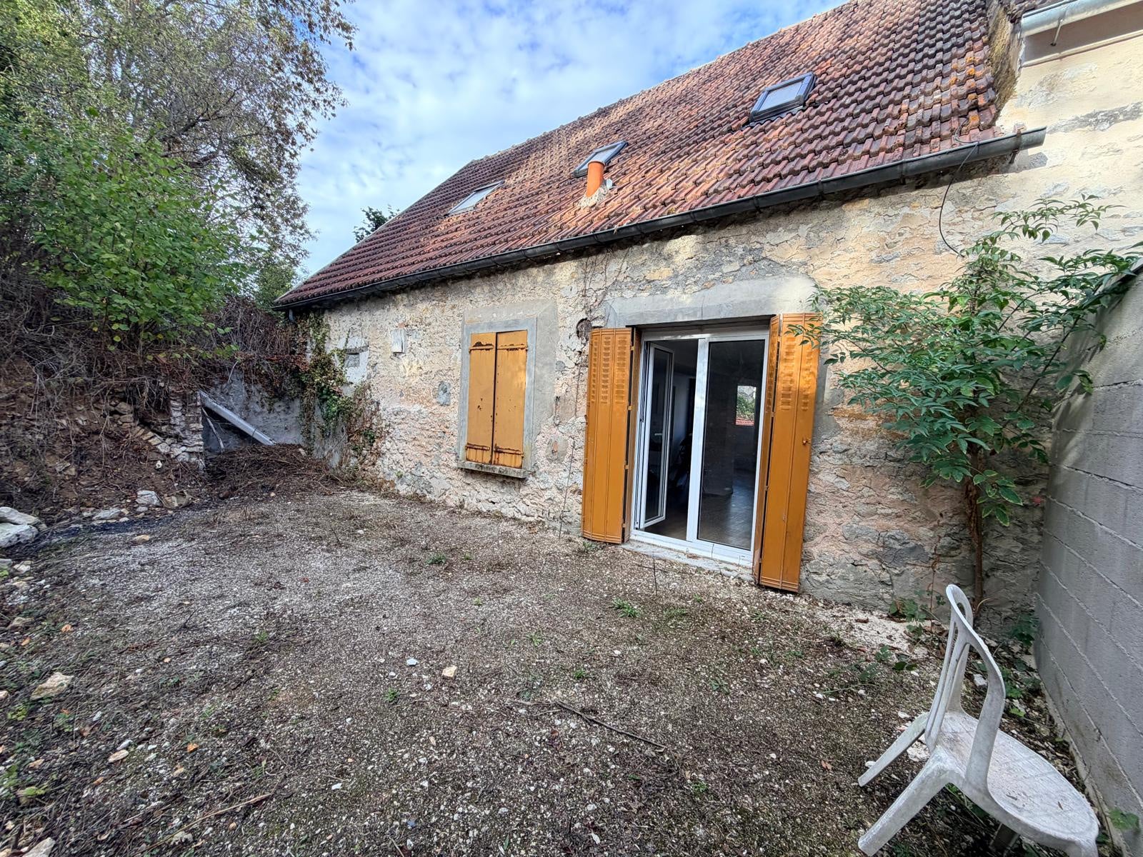 House Rue de la Chaussée de l'Étang in Chalou-Moulineux