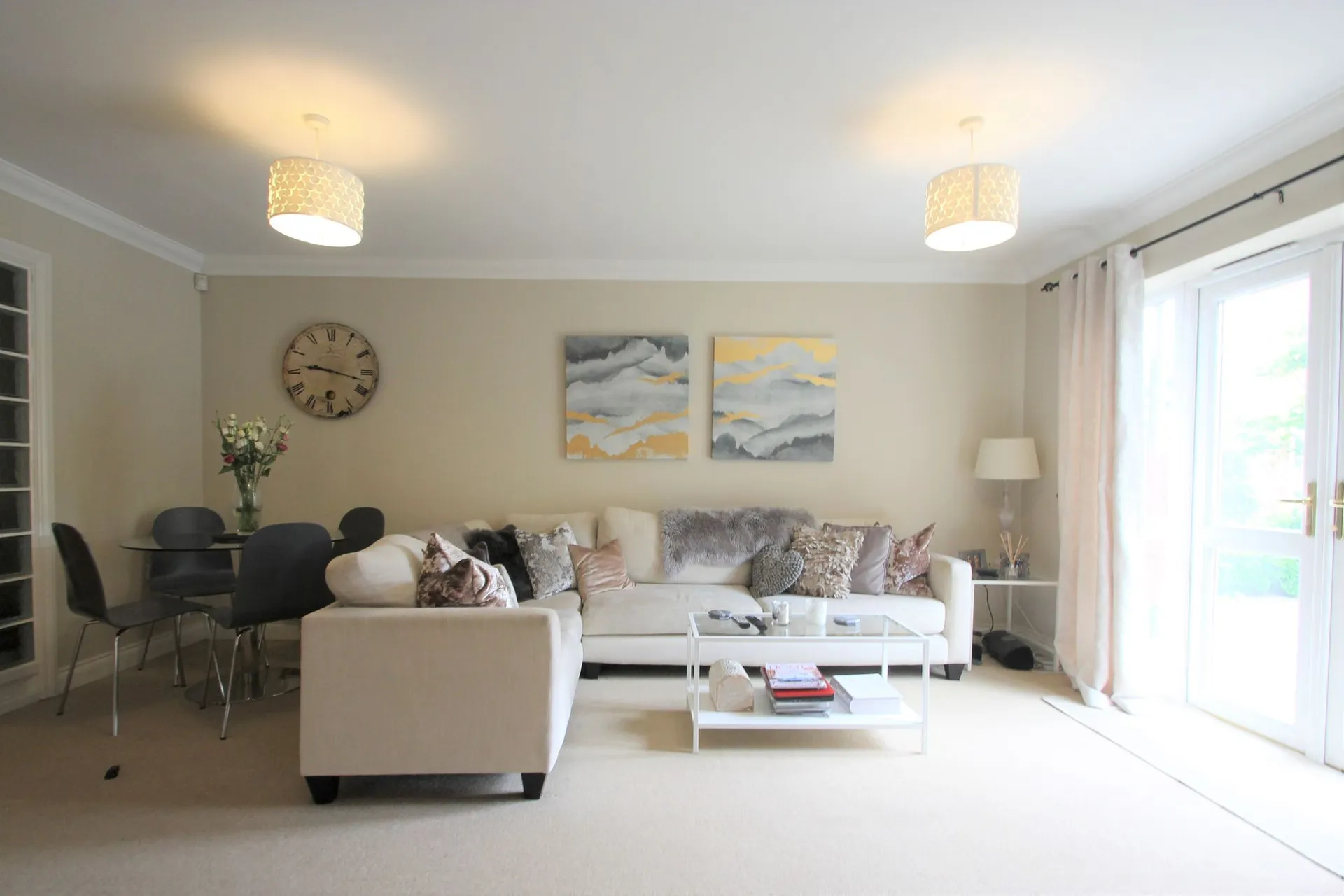 Flat Priory Avenue in Taunton