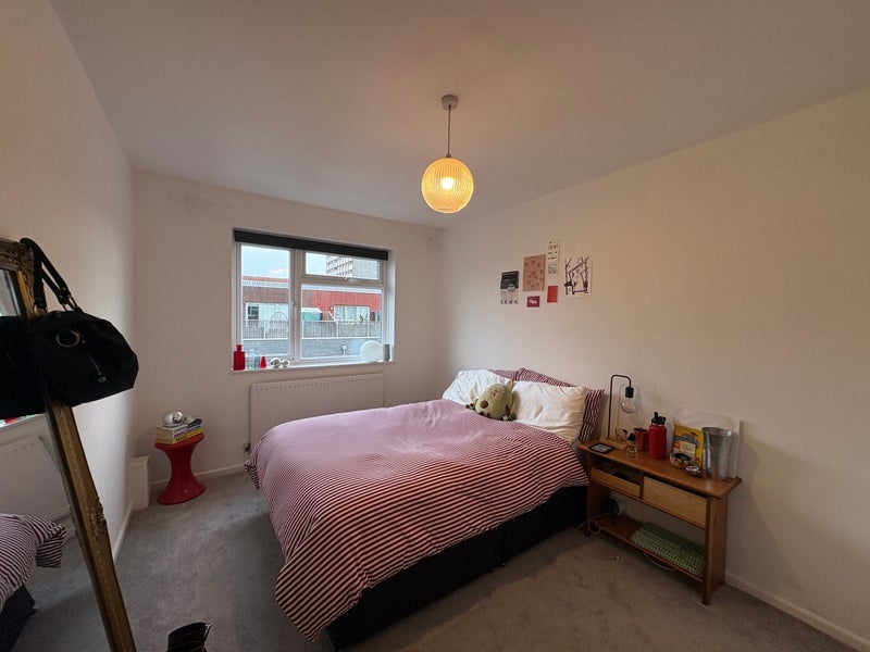 Room Bethnal Green Road in Greater London