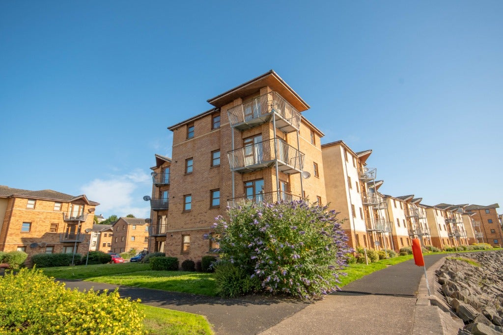 Flat Deas' Wharf in Kirkcaldy