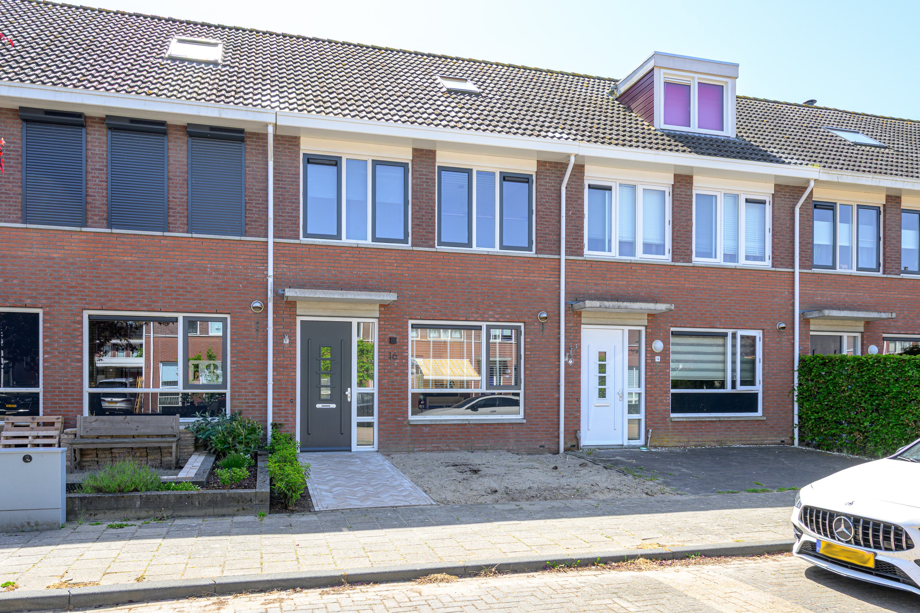 Regenboog 16 in Medemblik