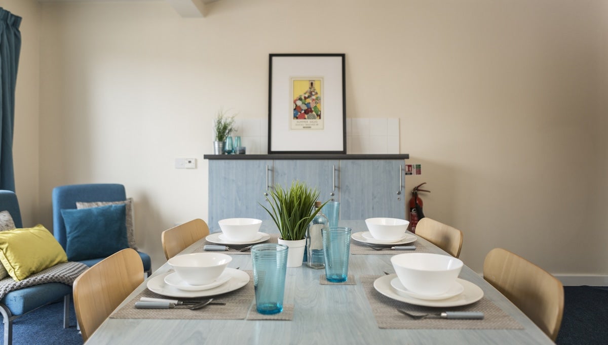 Flat Brunel Close in Exeter