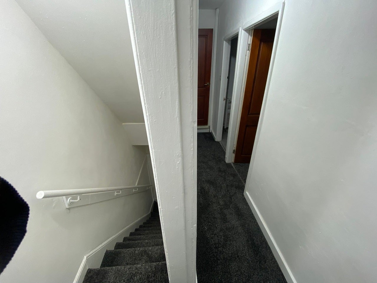 Room Girlington Road in Bradford