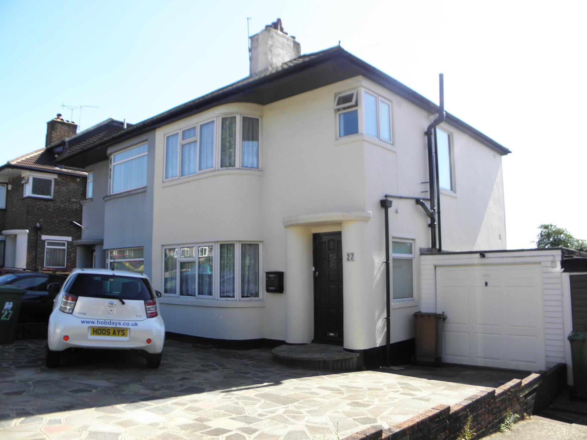 Flat Highview Gardens in Hertsmere