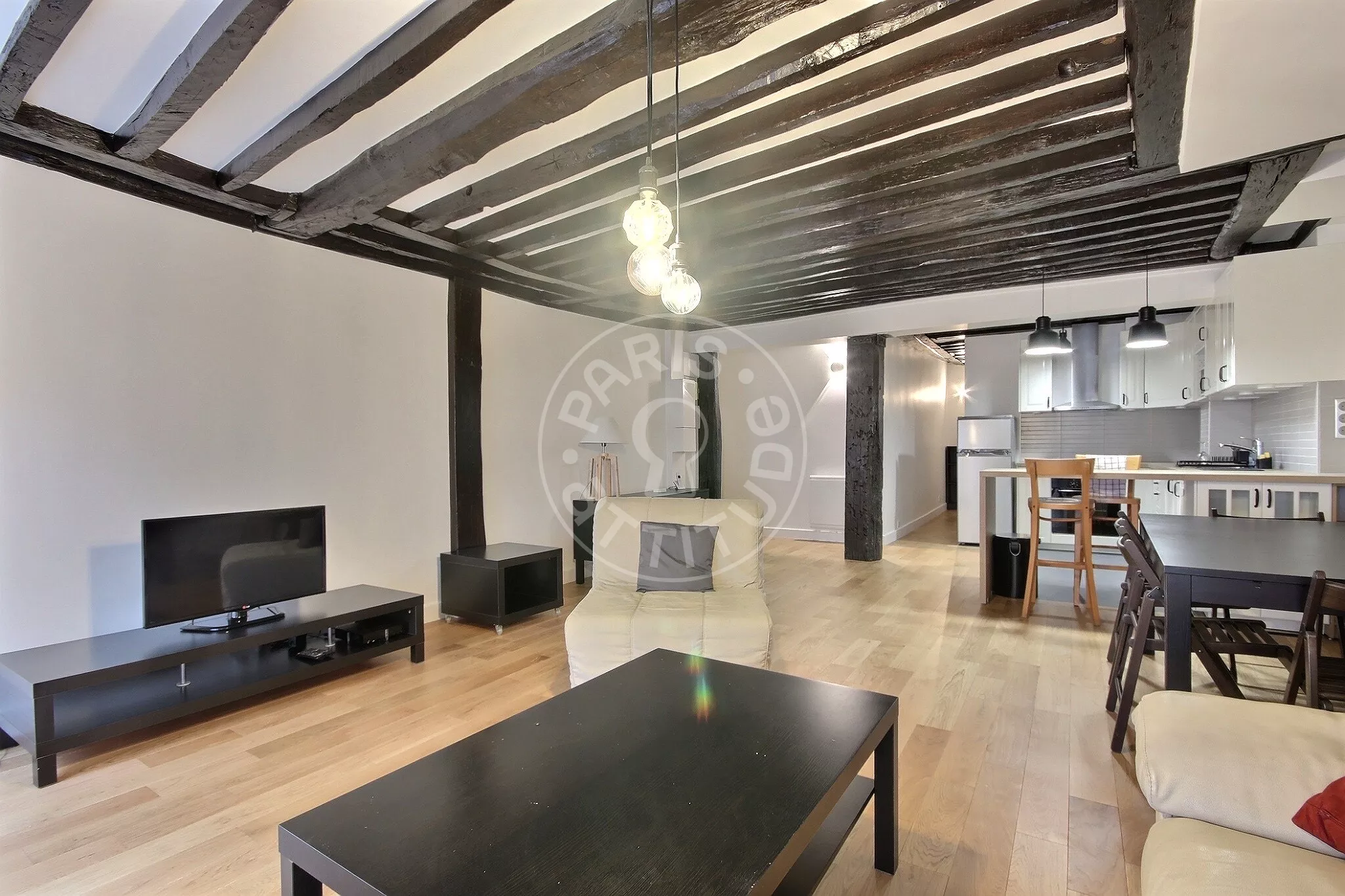 Appartement Rue du Château d'Eau à Paris