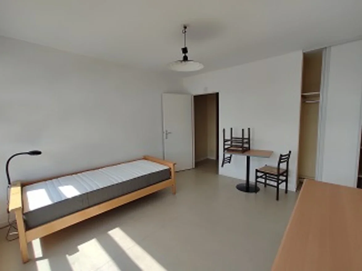 Room Avenue Willy Brandt in Lille