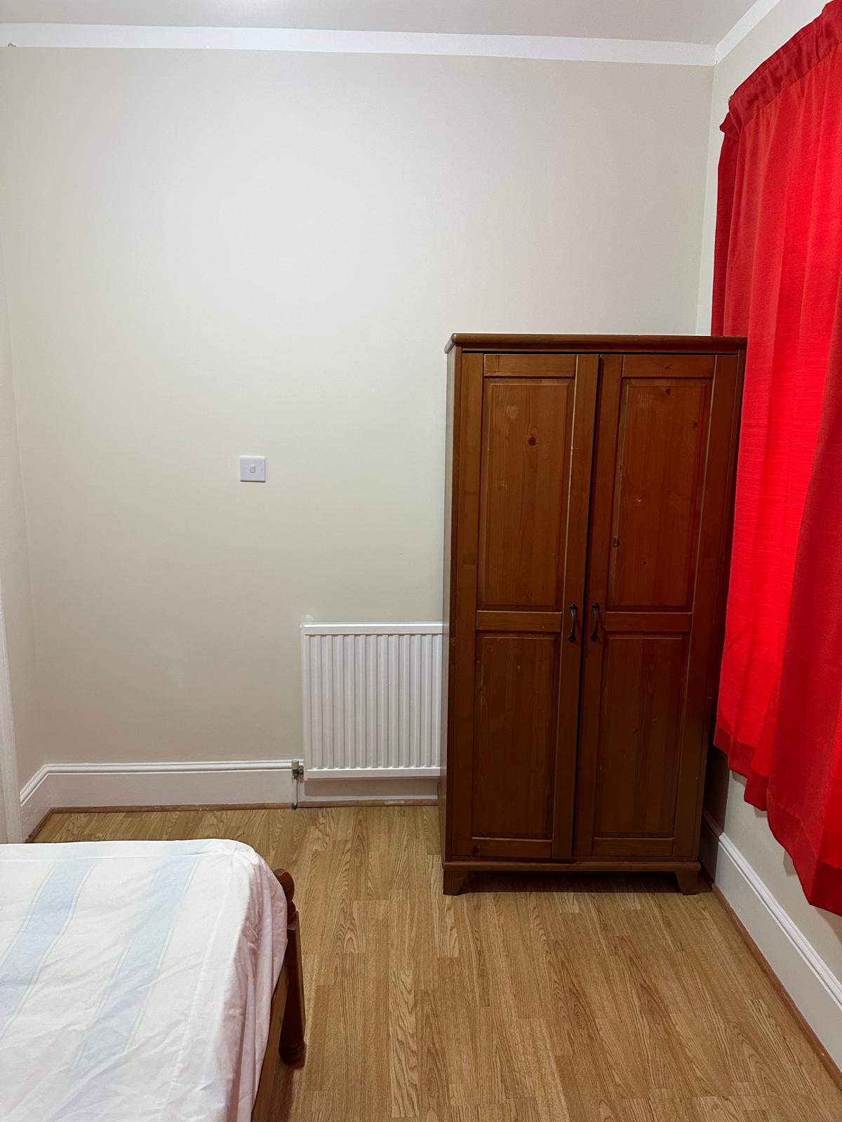 Room Gartmore Road in Greater London