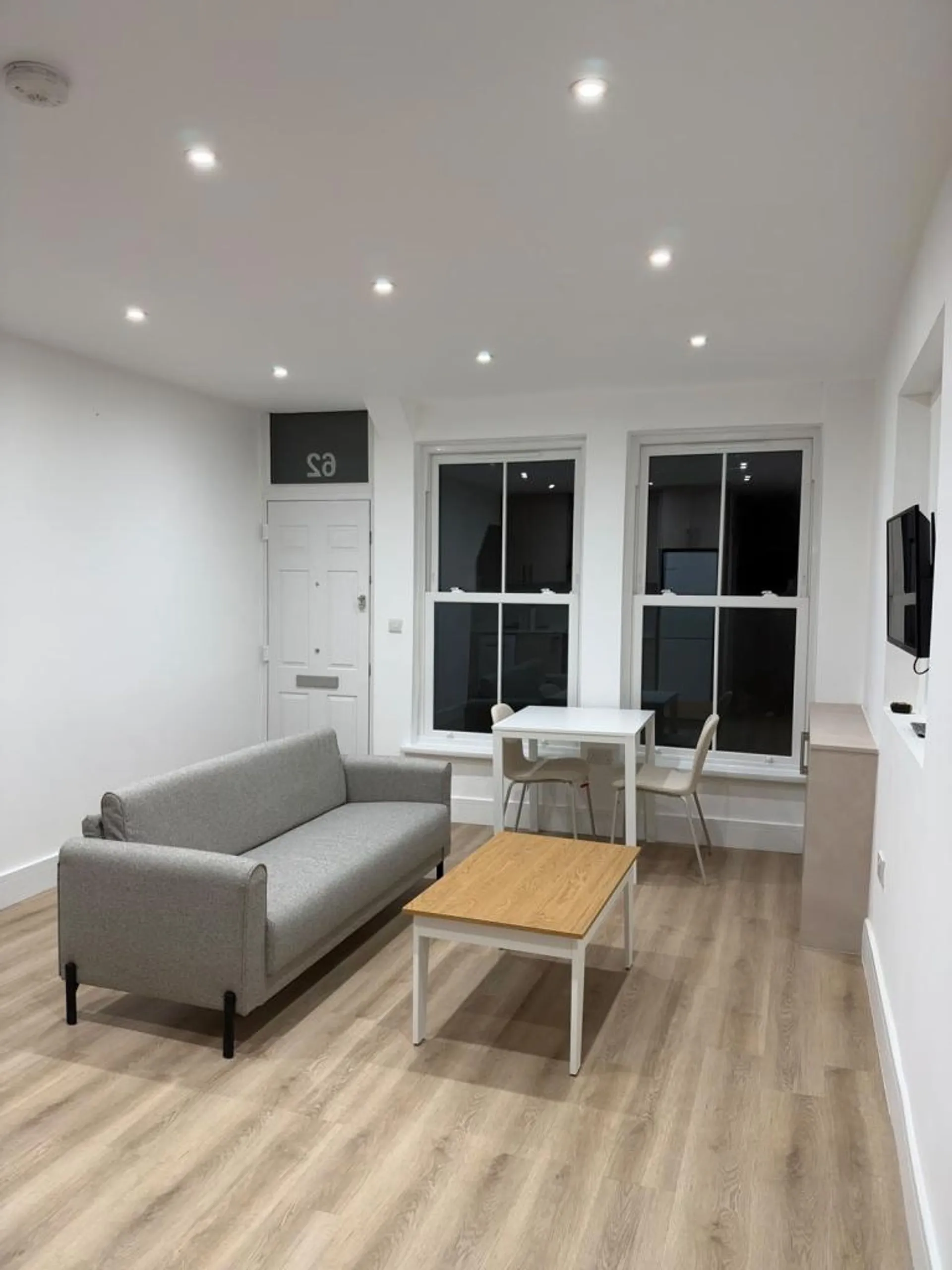 Flat Clapham Manor Street in Greater London