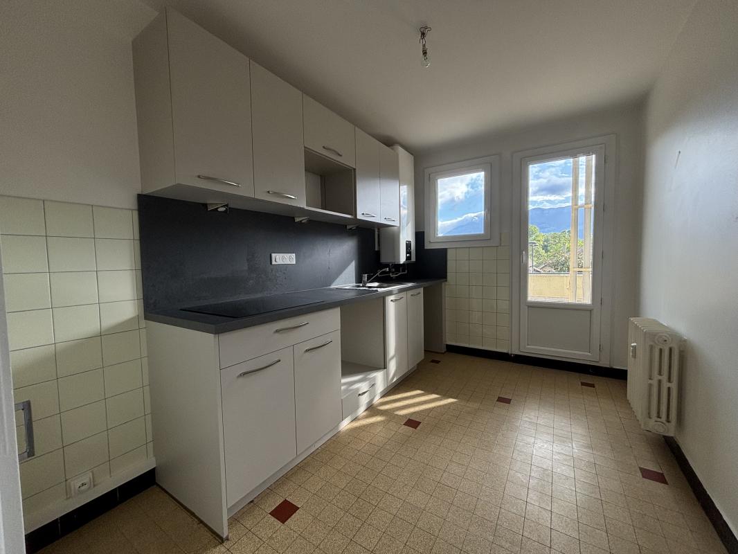 Flat Route du Relais in Le Bourget-du-Lac
