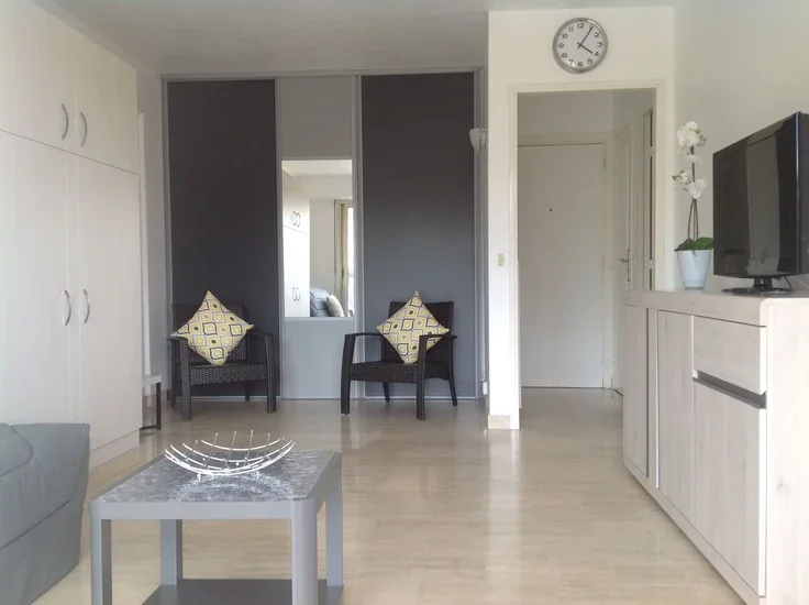 Flat Rue des Fauvettes in Cannes