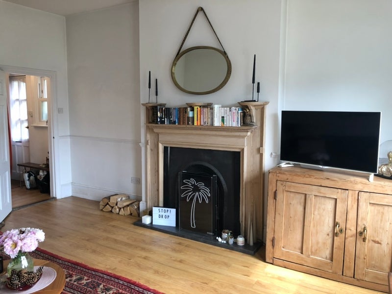 Room Exbury Road in Greater London