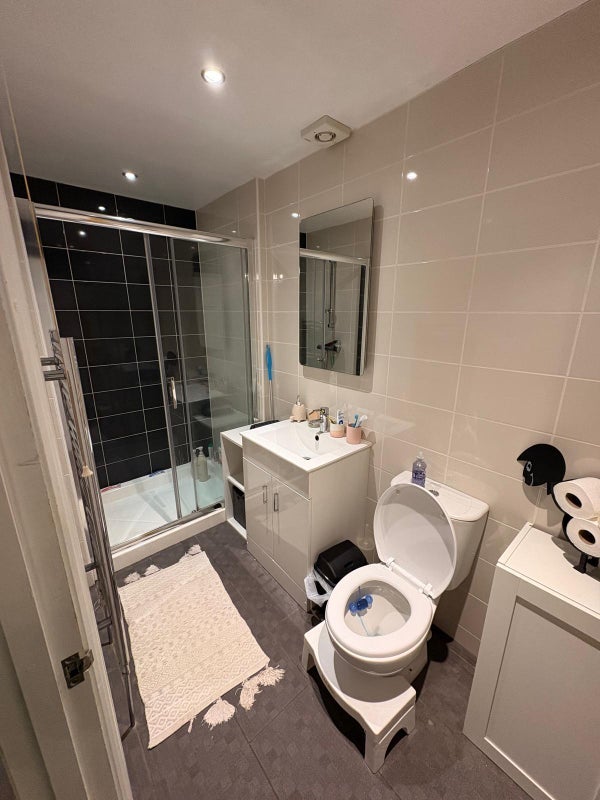 Room Mortimer Road in Bristol