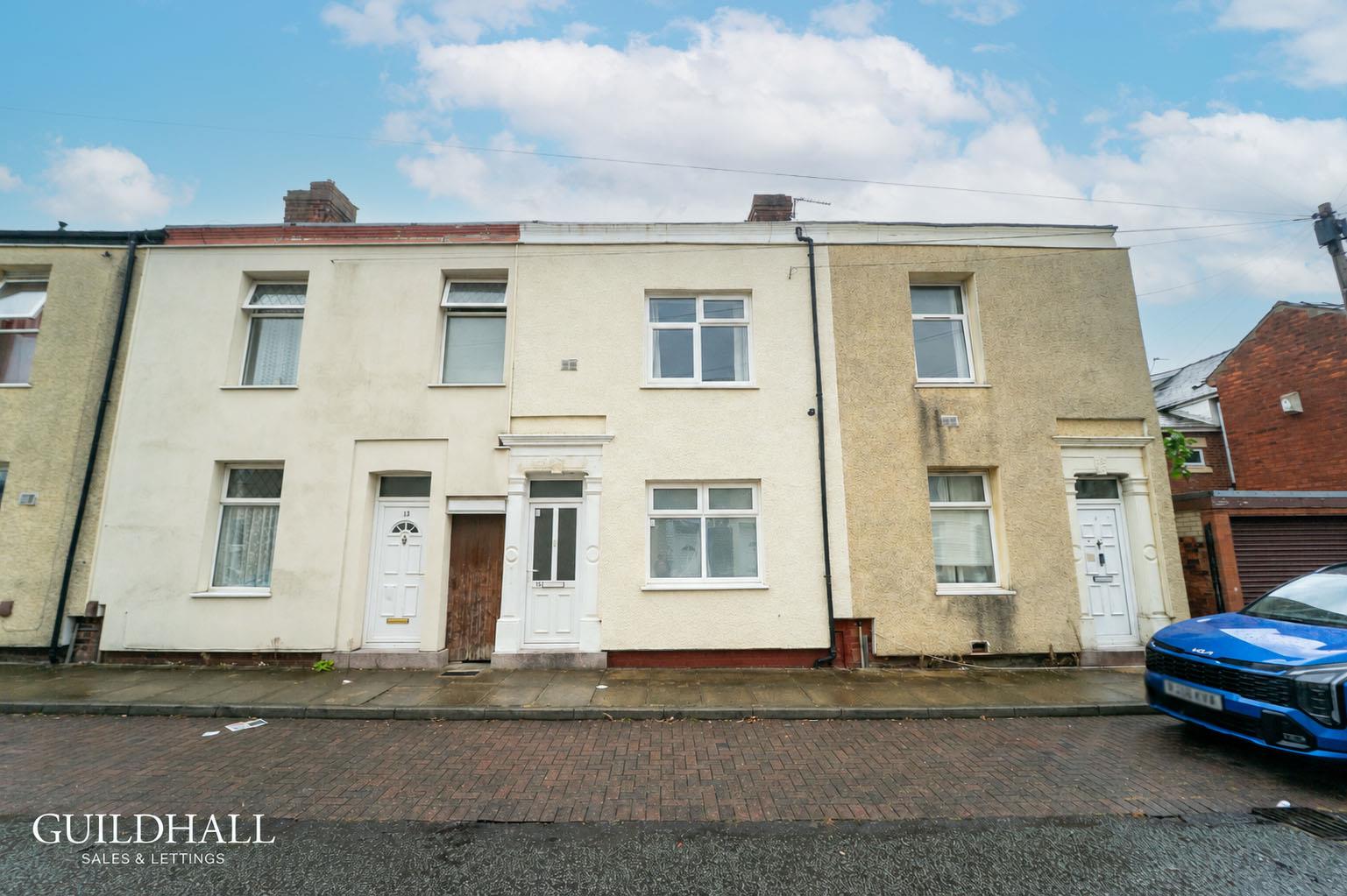 House Chatsworth Street in Preston