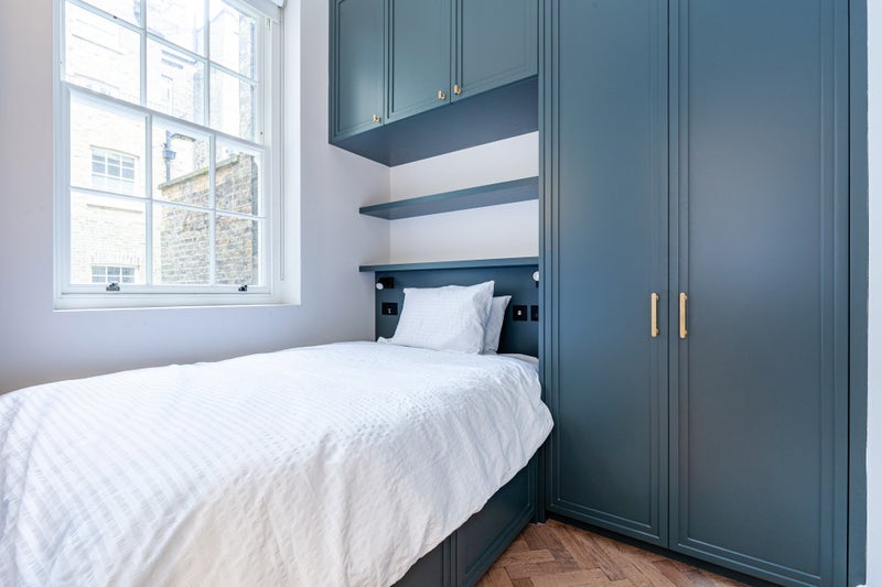 Flat Winchester Street in City of Westminster