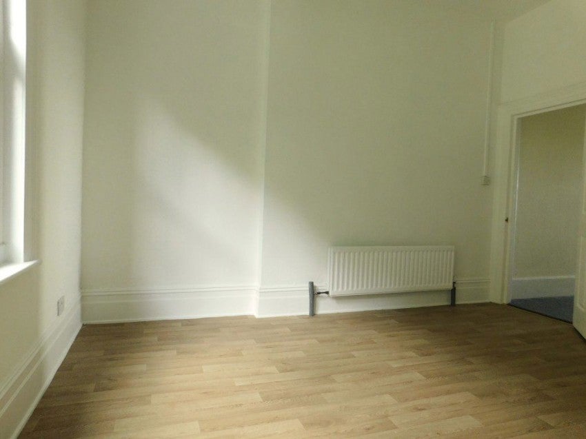 Flat Grosvenor Crescent in St Leonards
