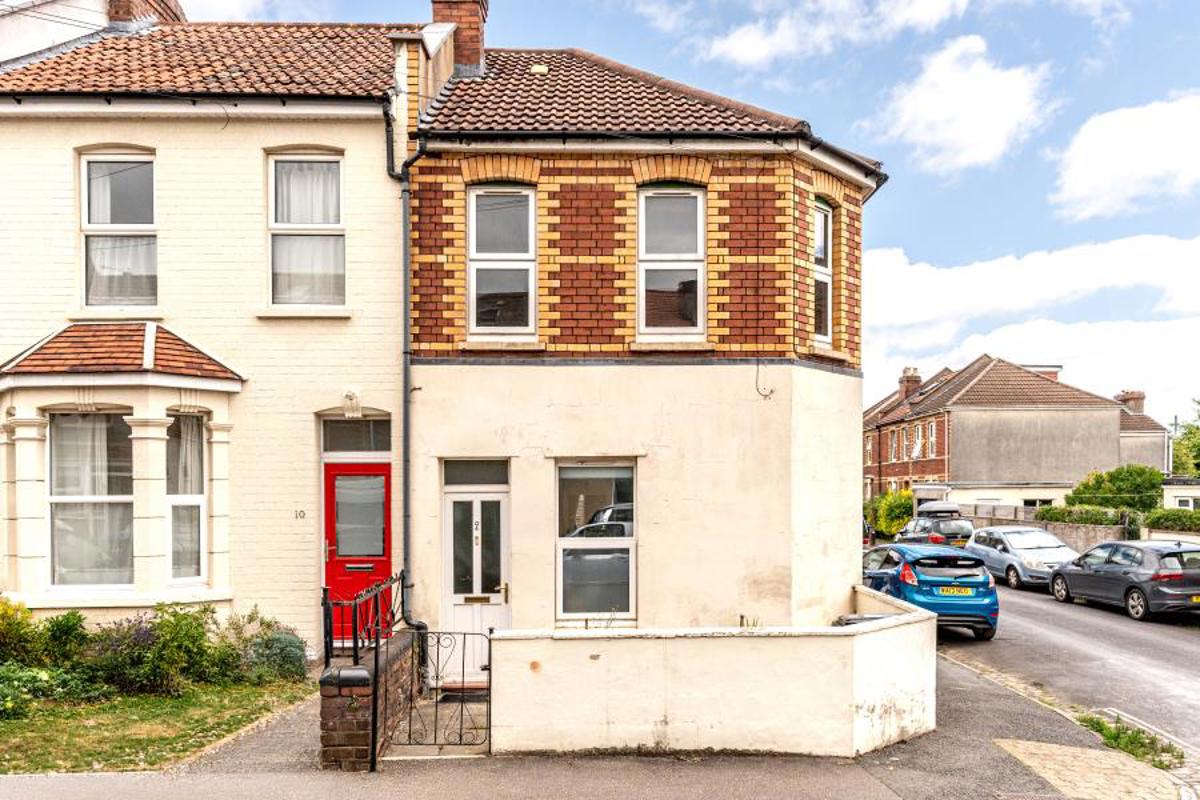 Flat Springfield Avenue in Bristol