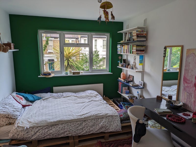 Room Torbay Road in Greater London
