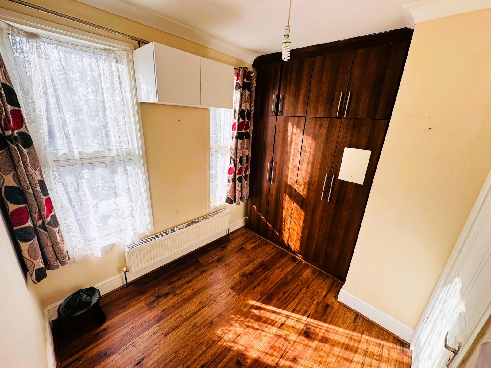 House Guru Nanak Road in Greater London