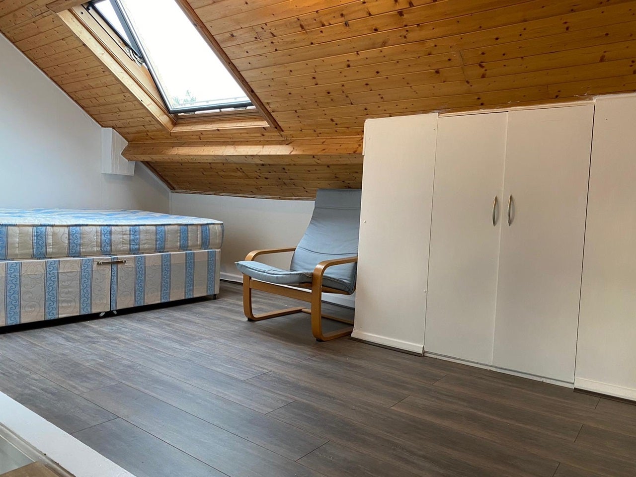Room Derwentwater Road in Greater London