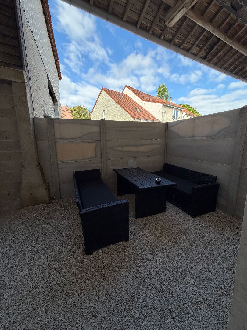 Maison Grande Place à Jouarre