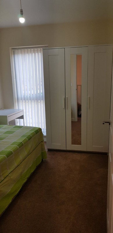 Room Burton Wood Drive in Birmingham