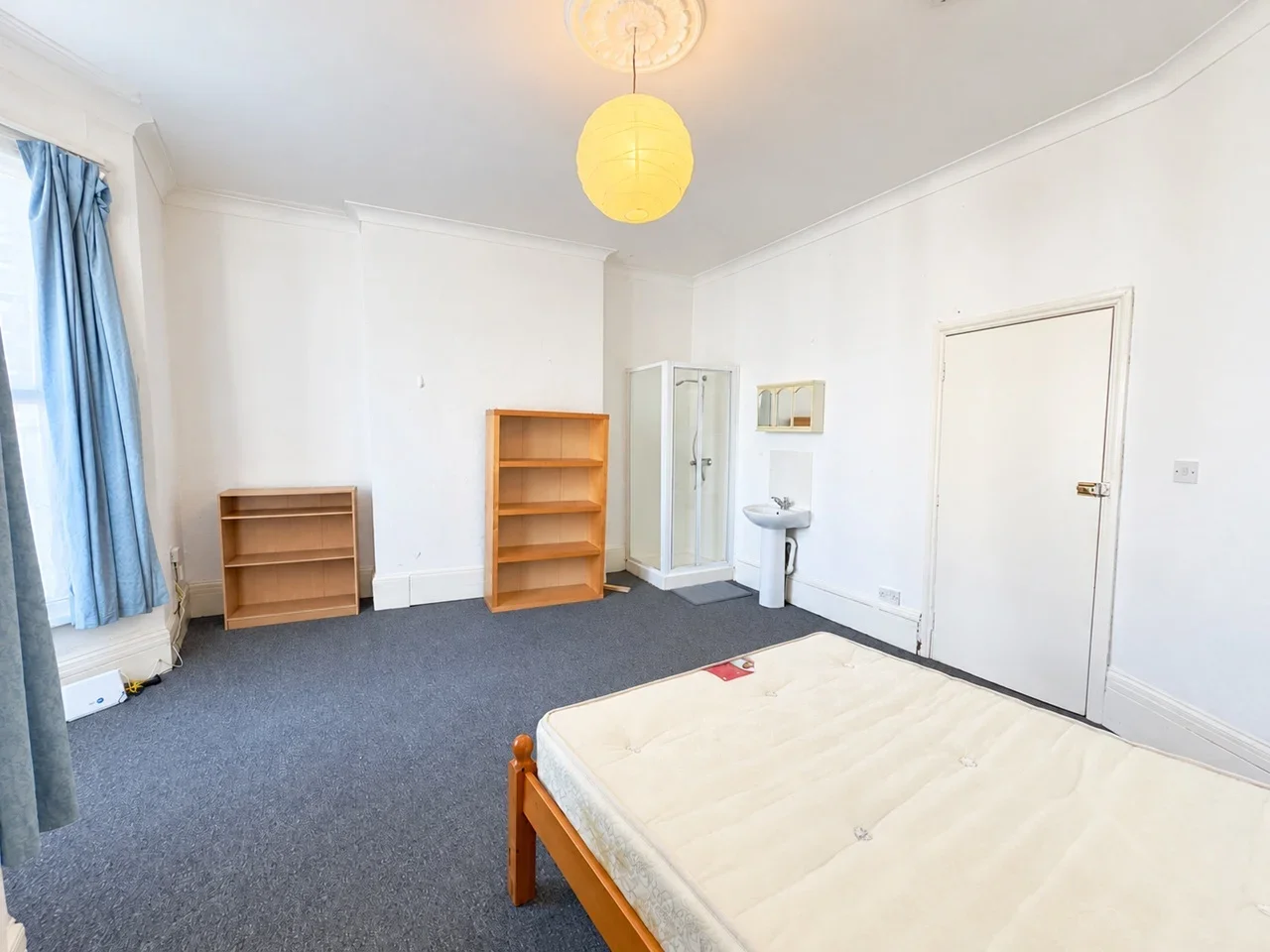 Flat Crayford Road in Greater London