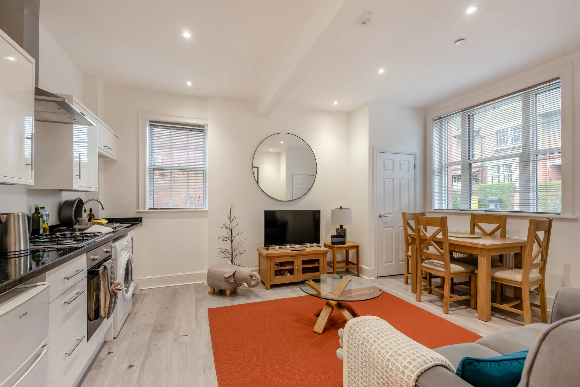 Flat Glynne Way in Hawarden