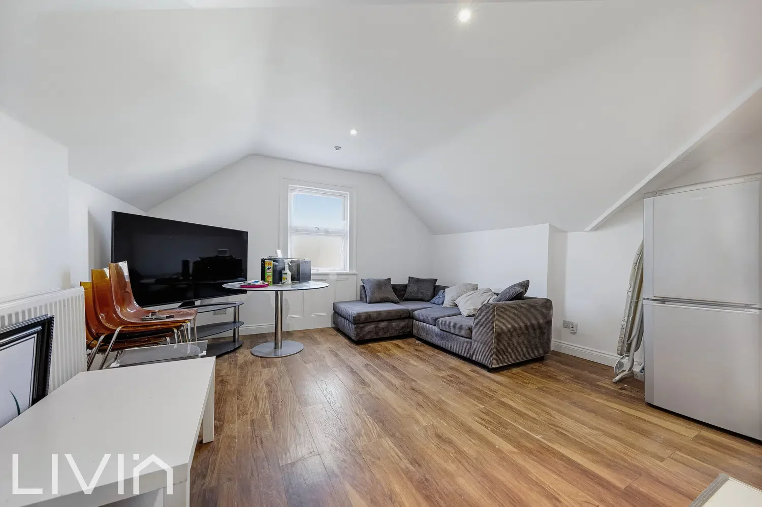 Flat Birdhurst Rise in Greater London