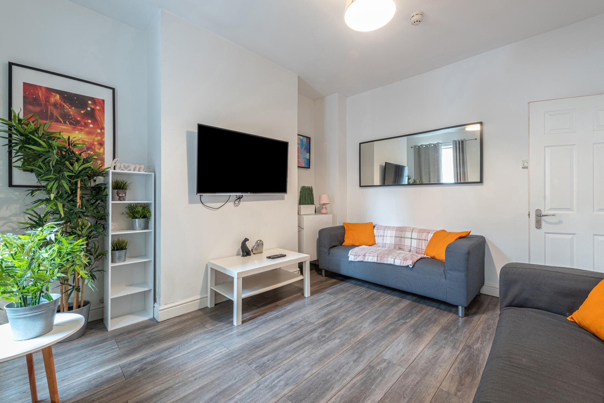 Room Ermine Road in Chester