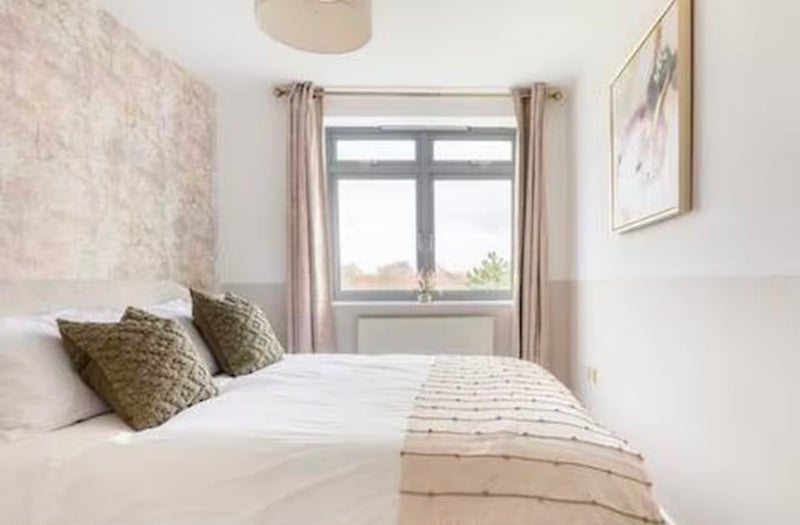 Room Chandos Road in Greater London