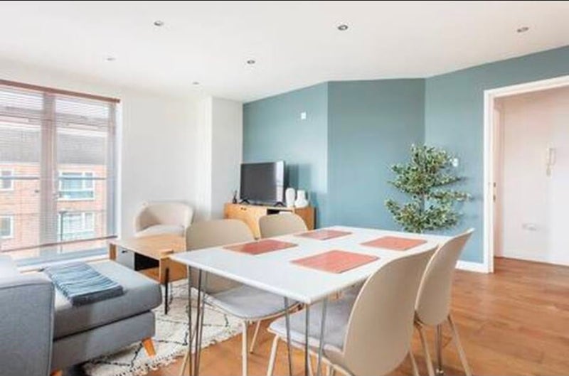 Room Chandos Road in Greater London