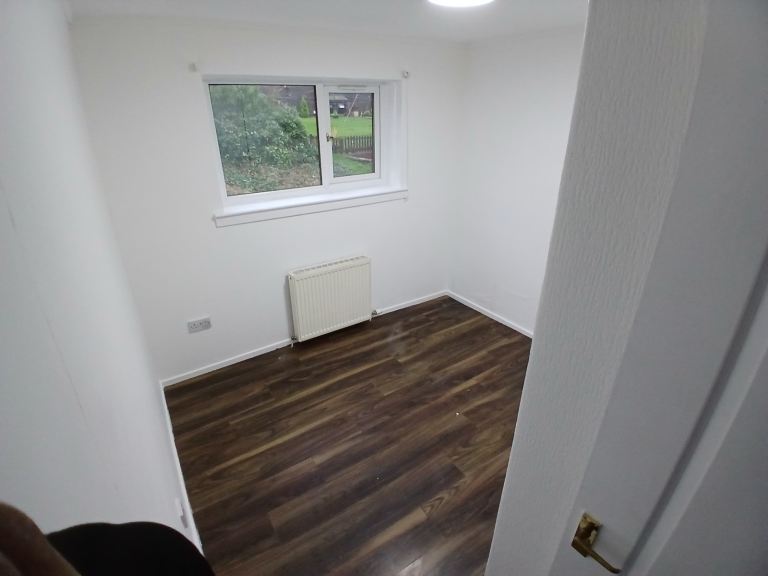 Flat Kilcreggan View in Greenock