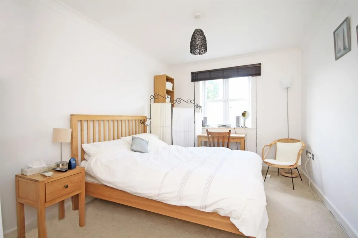 Flat Horbury Lodge in Greater London