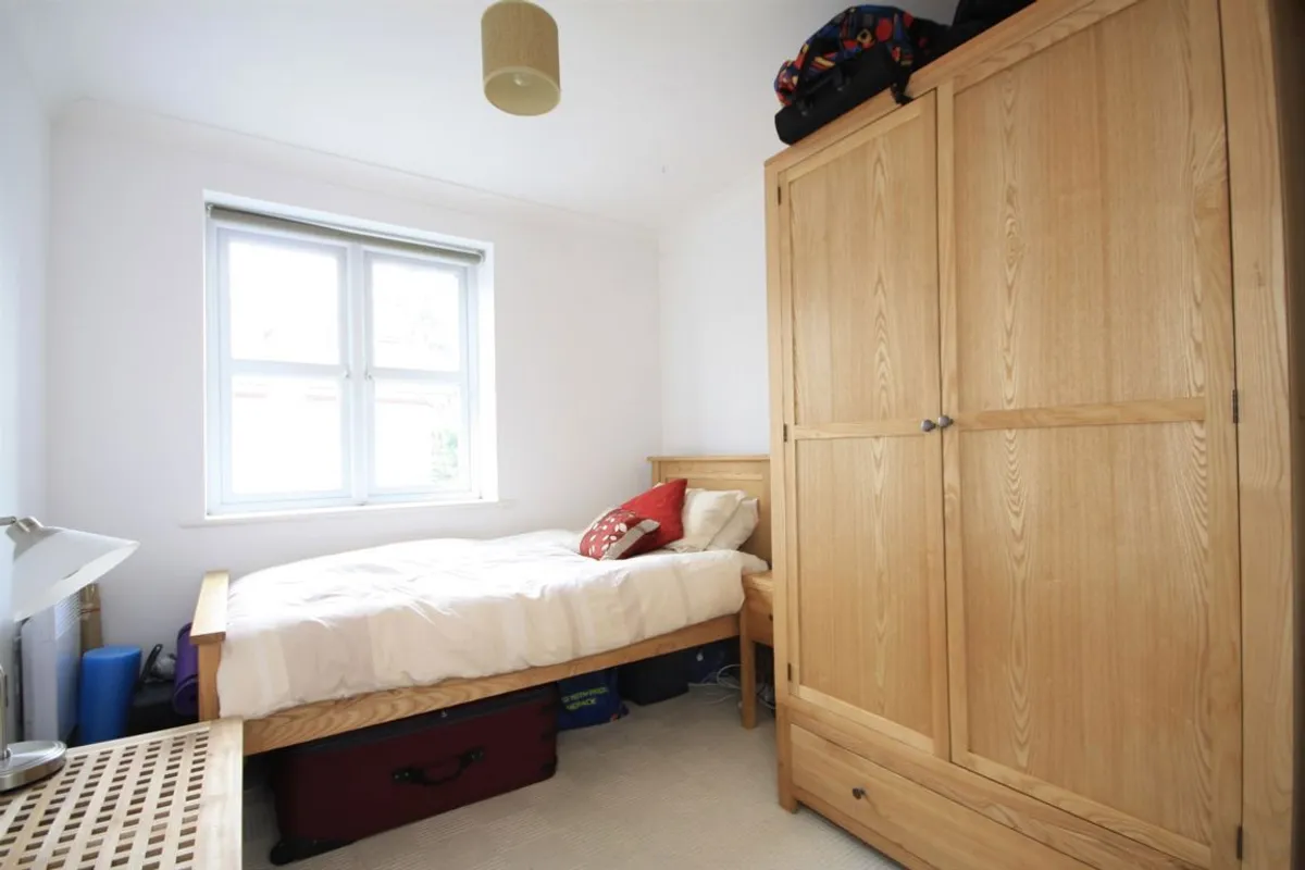 Flat Horbury Lodge in Greater London
