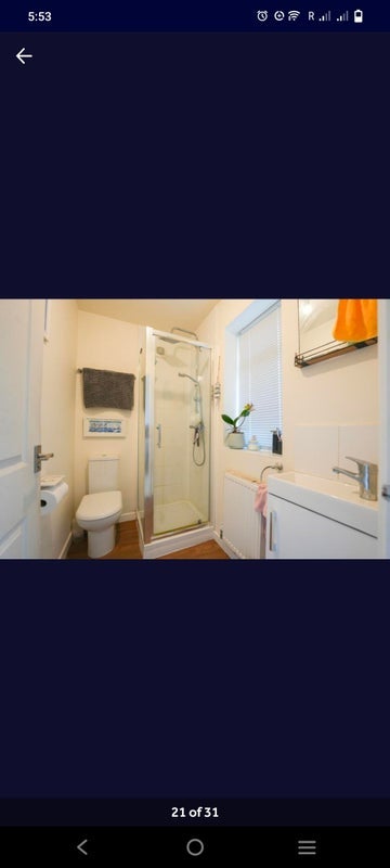 Room Coriander Road in Leicester