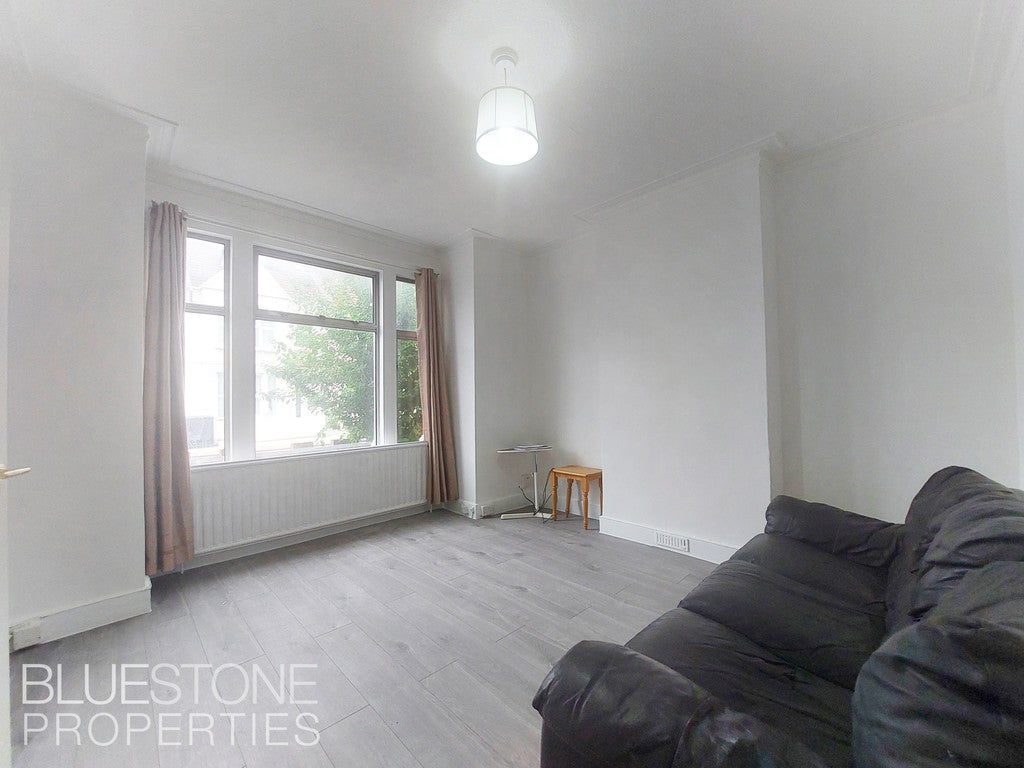 Room Franciscan Road in Greater London