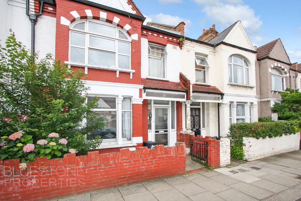 Room Franciscan Road in Greater London
