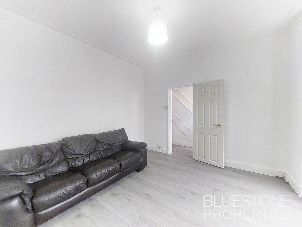 Room Franciscan Road in Greater London