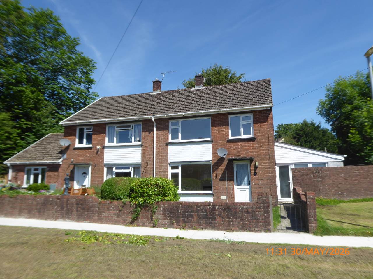 House Ash Grove in Carmarthen