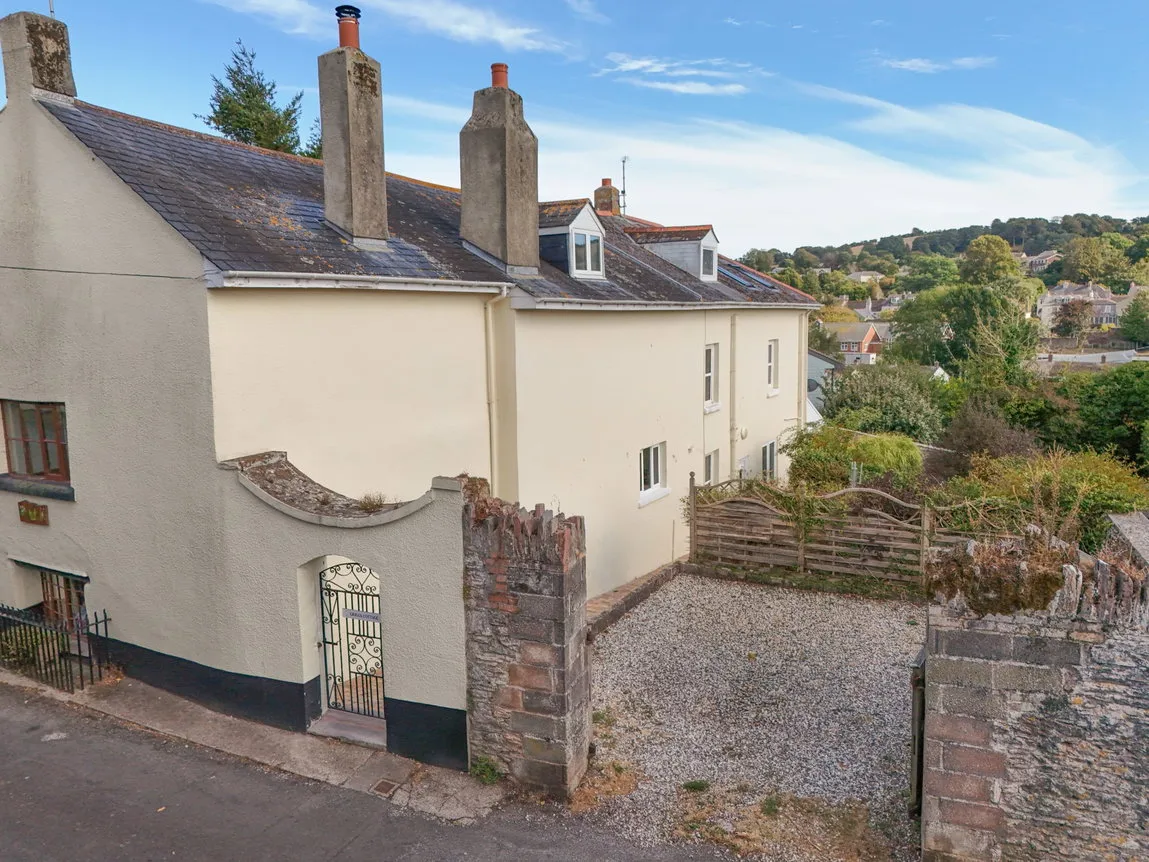 House Dashpers in Brixham