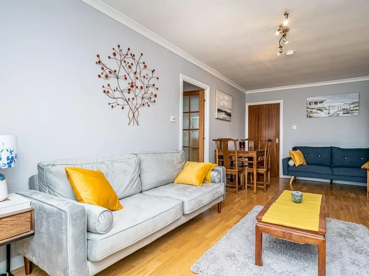 Flat Starbank Road in City of Edinburgh