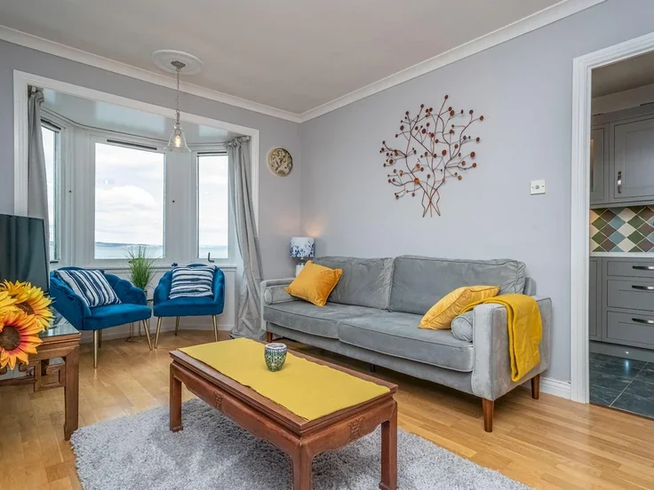 Flat Starbank Road in City of Edinburgh
