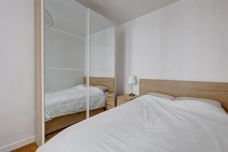 Flat Rue de Nemours in Paris