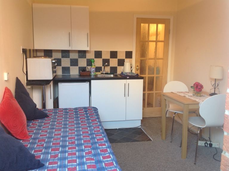 Flat Alsop Close in St Albans