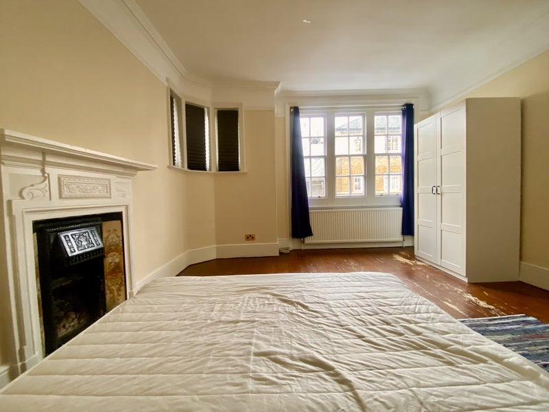 Room Bell Street in City of Westminster