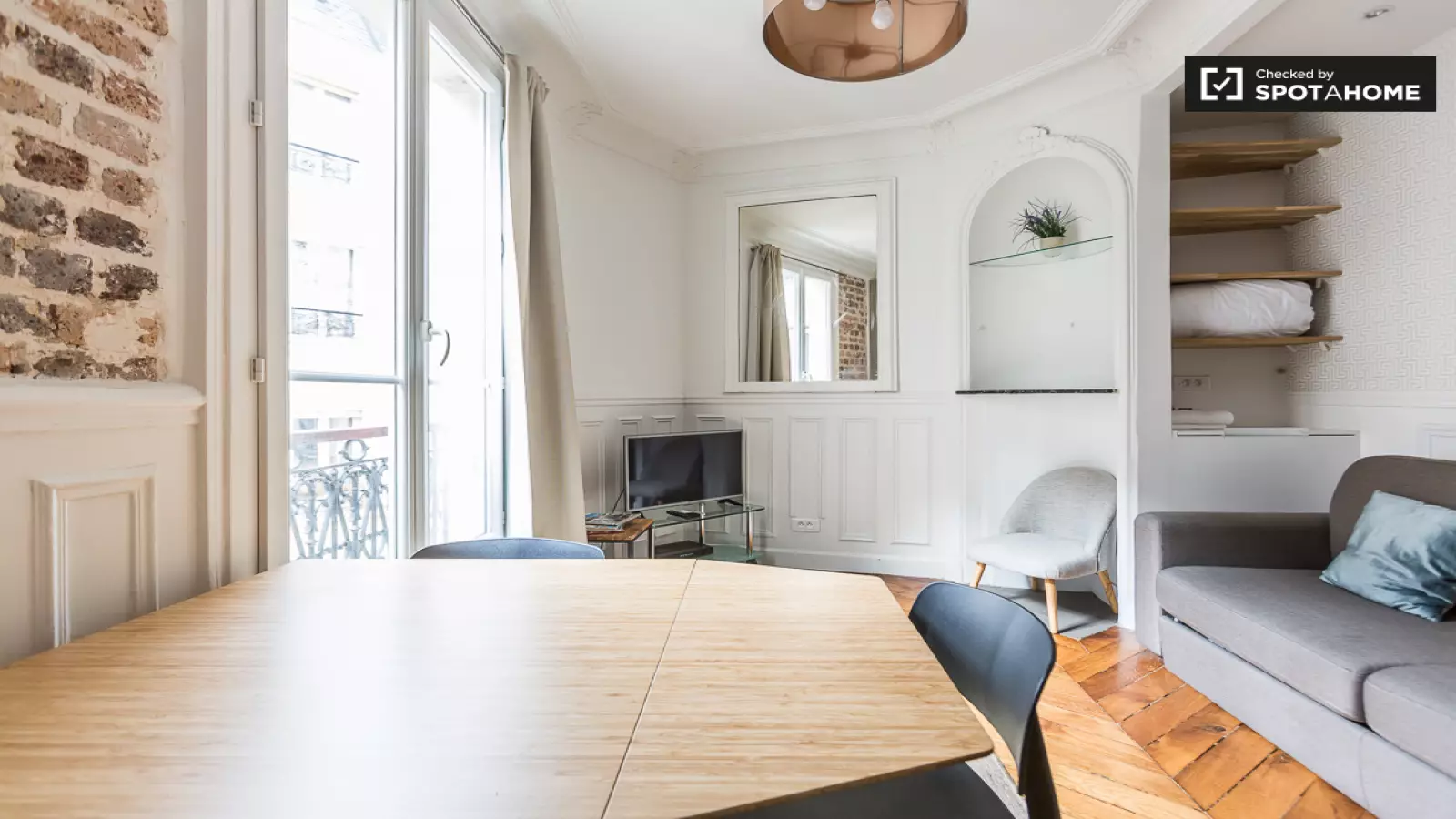Appartement Rue de Dunkerque à Paris