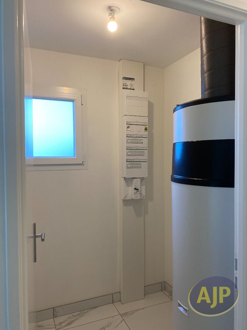 Maison Route du Pont de Cachinaud à Sarrazac