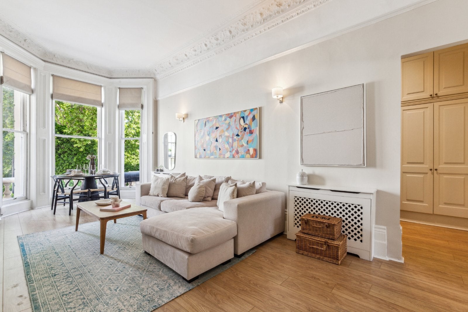 Flat Stanhope Mews West in Greater London
